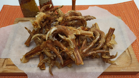 Лапы кур сушеные